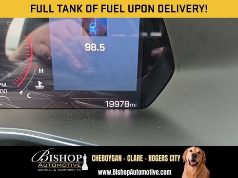 Used 2024 GMC Canyon AT4 w/ AT4 Premium Package AWD/4WD image 2