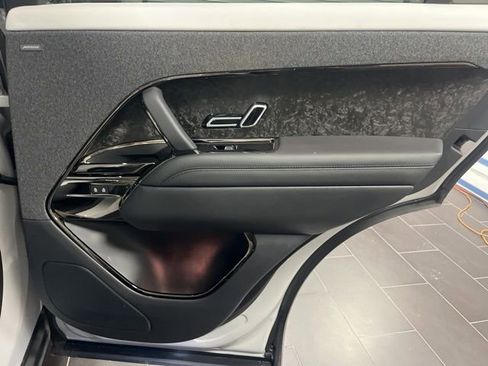 Used 2023 Land Rover Range Rover Sport SE Dynamic image 14