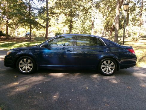 Used 2006 Toyota Avalon Limited image 8