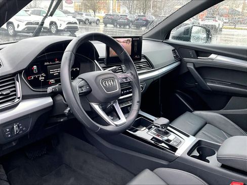 Used 2025 Audi Q5 2.0T Premium image 8