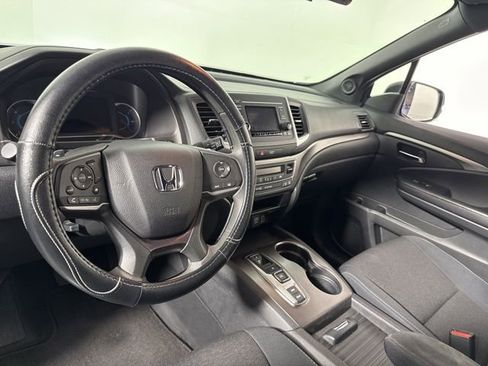 Used 2019 Honda Passport Sport image 15
