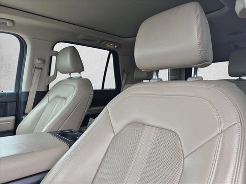Used 2023 Ford Expedition Limited RWD image 12
