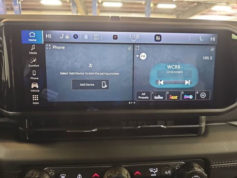 New 2026 Jeep Wrangler Unlimited Rubicon w/ Steel Bumper Group image 20