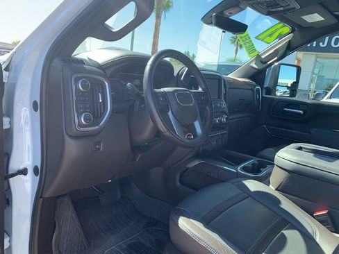 Used 2021 GMC Sierra 3500 Denali w/ Denali Ultimate Package AWD/4WD image 18