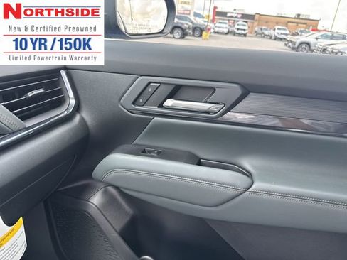 New 2026 GMC Terrain AT4 w/ LPO, Floor Liner Package image 24