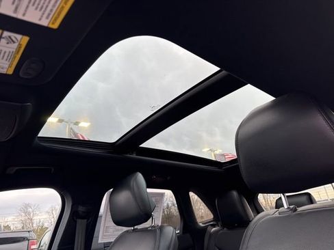 Used 2019 Lincoln MKC Reserve w/ MKC Climate Package image 16