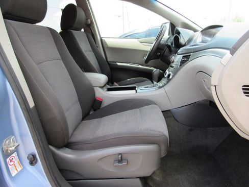 Used 2010 Subaru Tribeca Premium AWD/4WD image 6