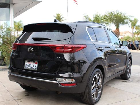 Certified 2022 Kia Sportage EX w/ EX Technology Package image 9
