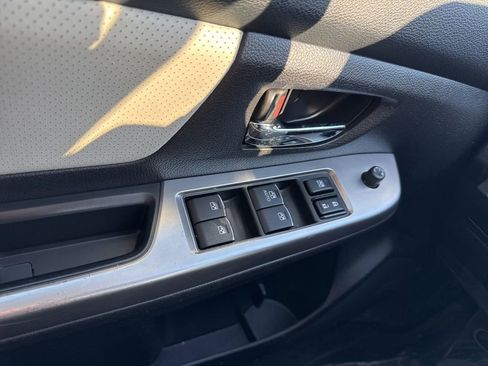 Used 2016 Subaru Crosstrek 2.0i Limited w/ Popular Package #2 image 19