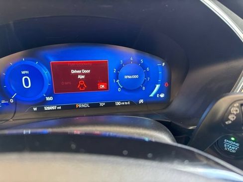 Used 2021 Ford Escape SEL w/ Technology Package AWD/4WD image 16