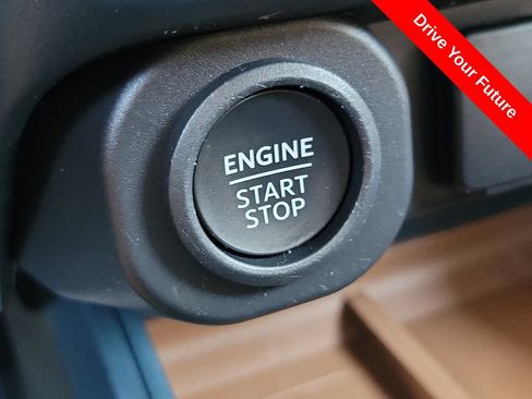 Used 2022 Ford Maverick Lariat w/ Lariat Luxury Package FWD image 7