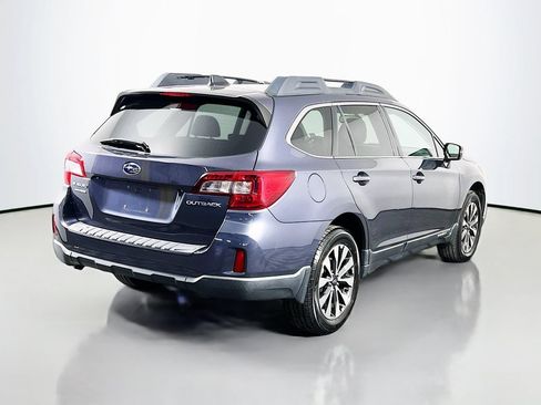 Used 2016 Subaru Outback 2.5i Limited AWD/4WD image 5