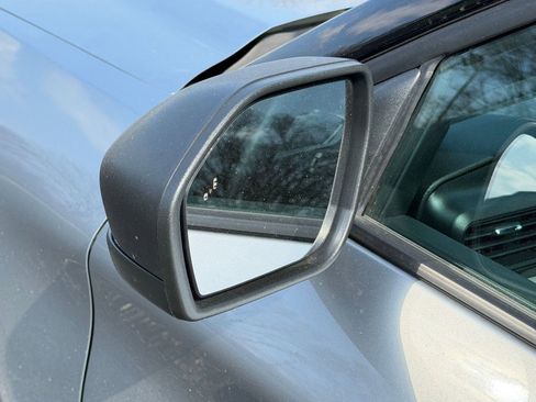 Used 2024 Ford Explorer XLT w/ Class IV Trailer Tow Package image 11