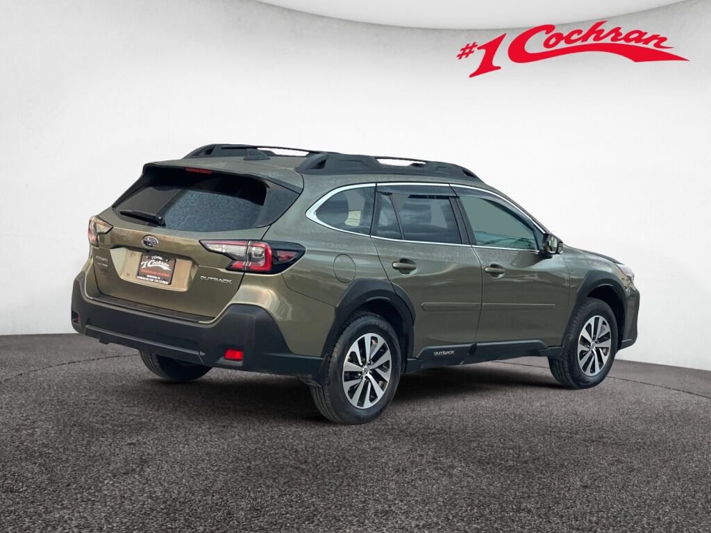 Used 2025 Subaru Outback Premium AWD/4WD image 25
