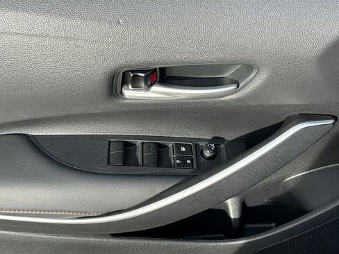Used 2023 Toyota Corolla SE FWD image 17