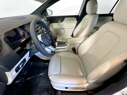 New 2026 Mercedes-Benz GLA 250 4MATIC image 18