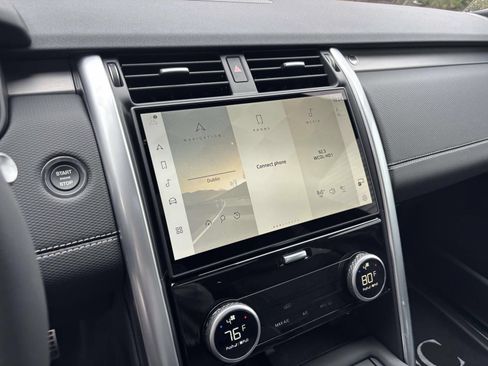 New 2026 Land Rover Discovery Dynamic SE AWD/4WD image 16