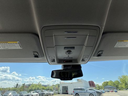 Used 2020 GMC Yukon Denali AWD/4WD image 22