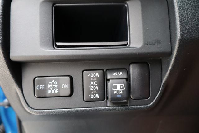 Used 2017 Toyota Tacoma TRD Sport w/ Tow Package RWD image 35