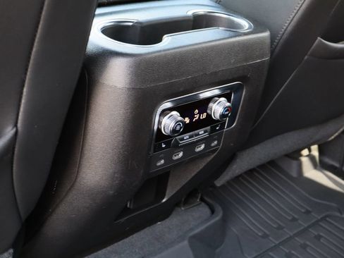 Used 2021 GMC Yukon AT4 w/ Rear Media and Nav Package AWD/4WD image 28