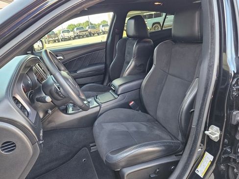 Used 2023 Dodge Charger R/T w/ Plus Group RWD image 19