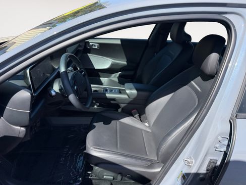 Certified 2025 Hyundai Ioniq 6 Limited RWD image 10