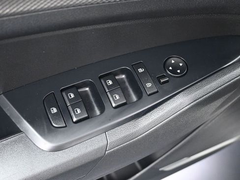 Certified 2023 Kia Sportage LX image 11