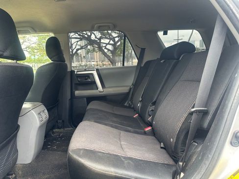 Used 2013 Toyota 4Runner SR5 image 11