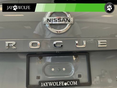 Used 2021 Nissan Rogue SL AWD/4WD image 24