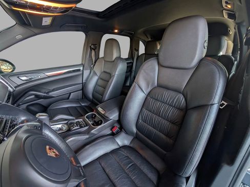 Used 2014 Porsche Cayenne AWD/4WD image 21