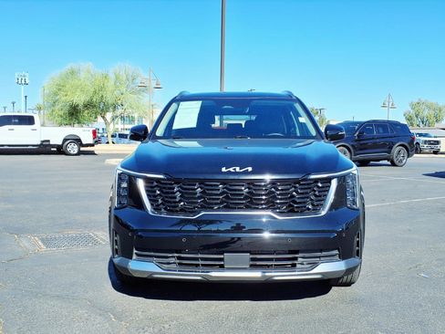 Used 2024 Kia Sorento S FWD image 2