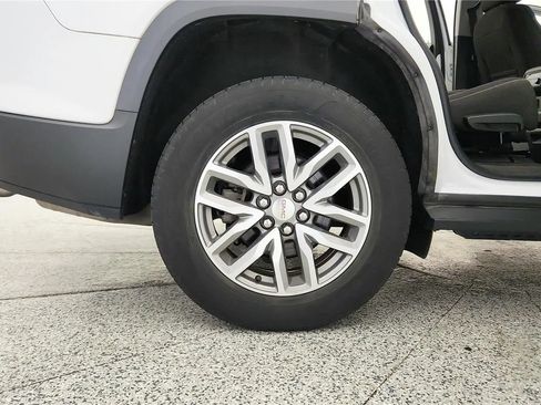 Used 2017 GMC Acadia SLE FWD image 13