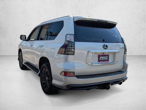 Used 2023 Lexus GX 460 Premium w/ Accessory Package image 8