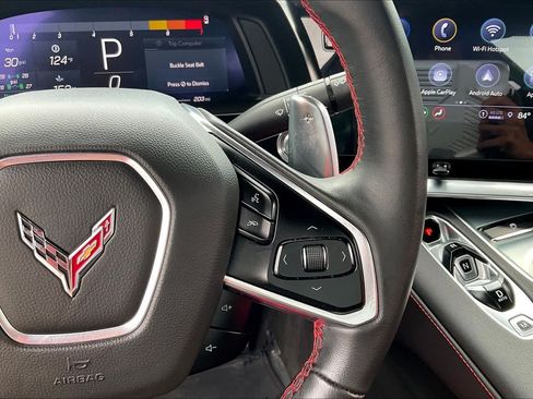 Used 2022 Chevrolet Corvette Stingray Coupe w/ Z51 Performance Package RWD image 21