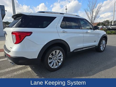 Used 2023 Ford Explorer King Ranch w/ Technology Package image 8