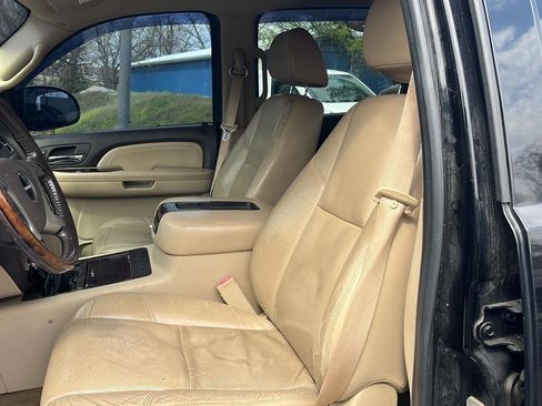 Used 2009 GMC Sierra 1500 Denali AWD/4WD image 18