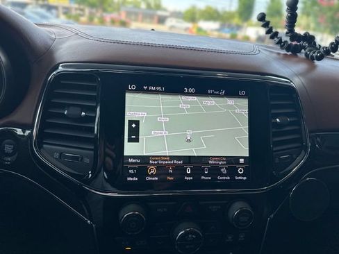 Used 2021 Jeep Grand Cherokee Overland w/ Trailer Tow Group IV RWD image 19