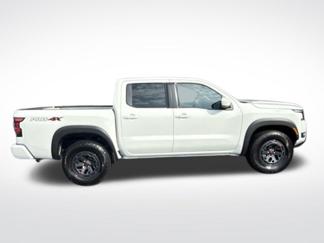 Used 2026 Nissan Frontier PRO-4X AWD/4WD image 10