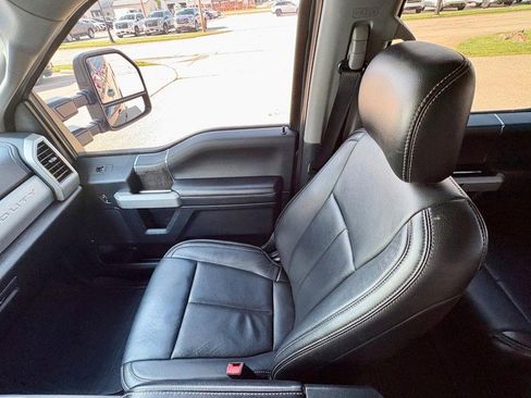 Used 2020 Ford F250 Lariat w/ Lariat Value Package AWD/4WD image 14