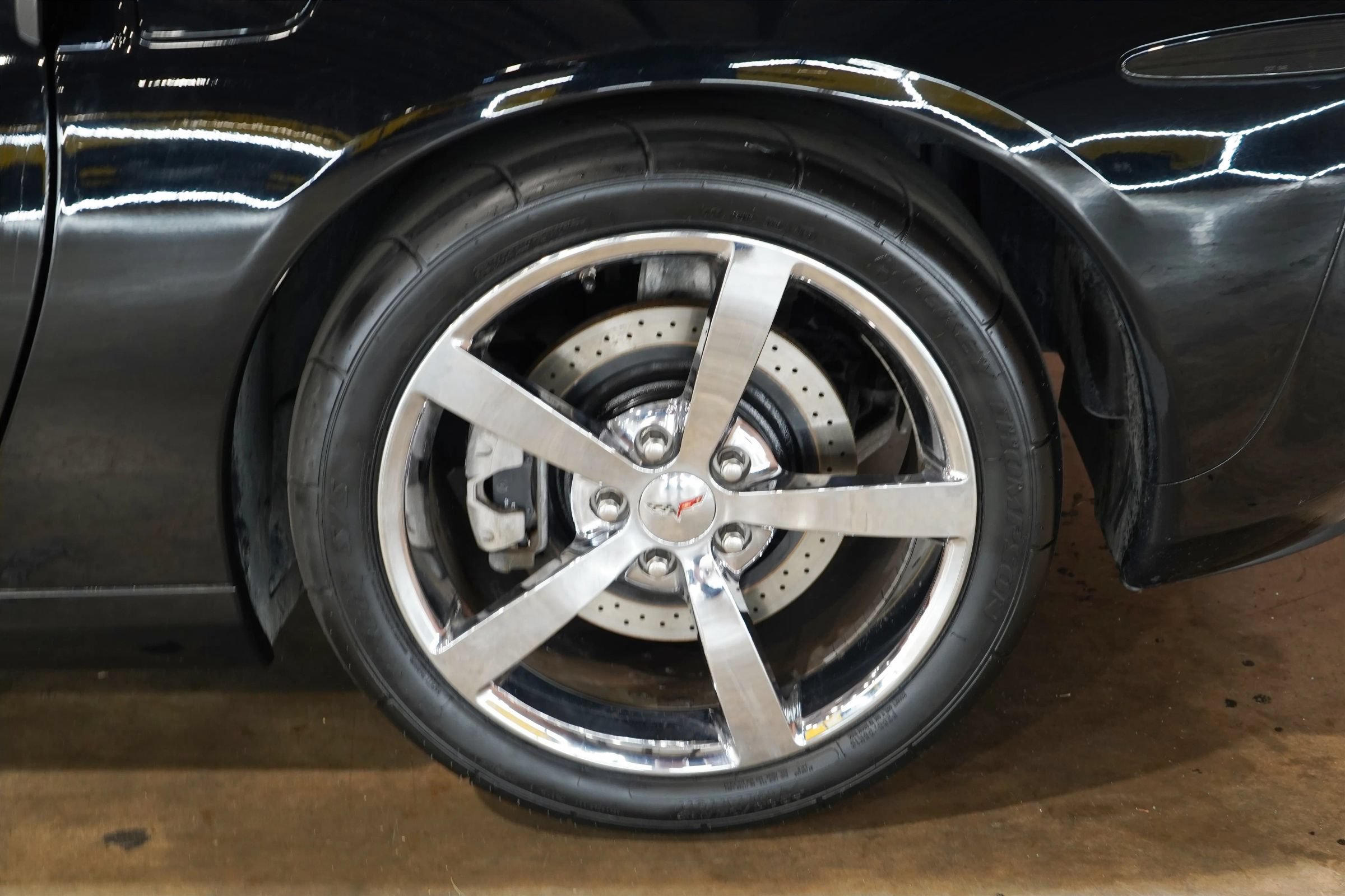 Used 2010 Chevrolet Corvette Coupe w/ Preferred Equipment Group RWD image 57