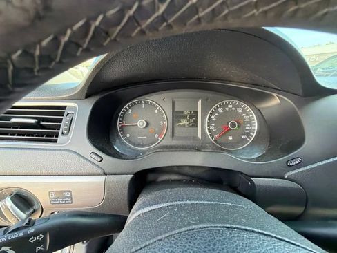 Used 2013 Volkswagen Jetta TDI FWD image 9