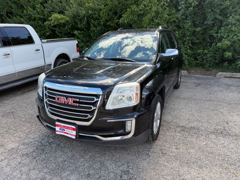 Used 2017 GMC Terrain SLT w/ Open Road Package AWD/4WD image 16