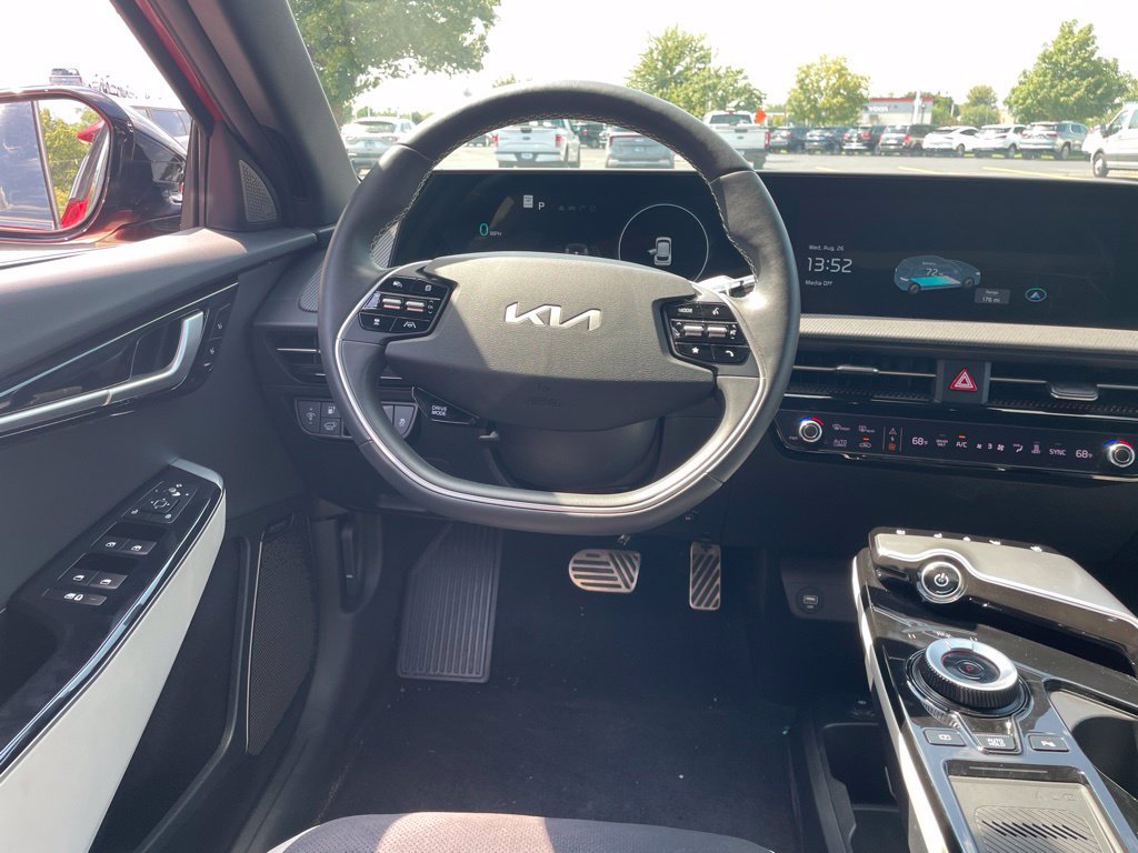 Used 2024 Kia EV6 GT-Line AWD/4WD image 13