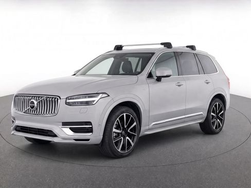 Used 2024 Volvo XC90 B6 Plus AWD/4WD image 1