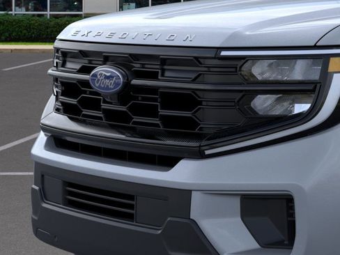 New 2025 Ford Expedition Max Active image 17