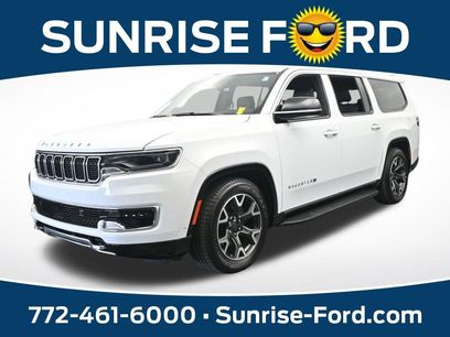 Used 2023 Jeep Wagoneer L Series III w/ Preferred Equipment Group