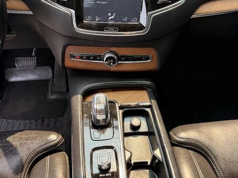 Used 2017 Volvo XC90 T8 Inscription AWD/4WD image 16