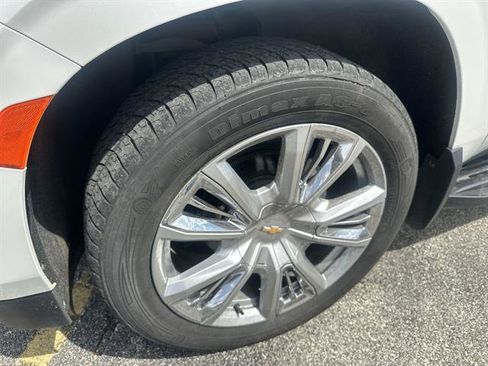 Used 2022 Chevrolet Tahoe High Country image 16