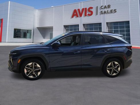 Used 2025 Hyundai Tucson SEL FWD image 2