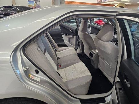 Used 2012 Toyota Camry LE FWD image 14